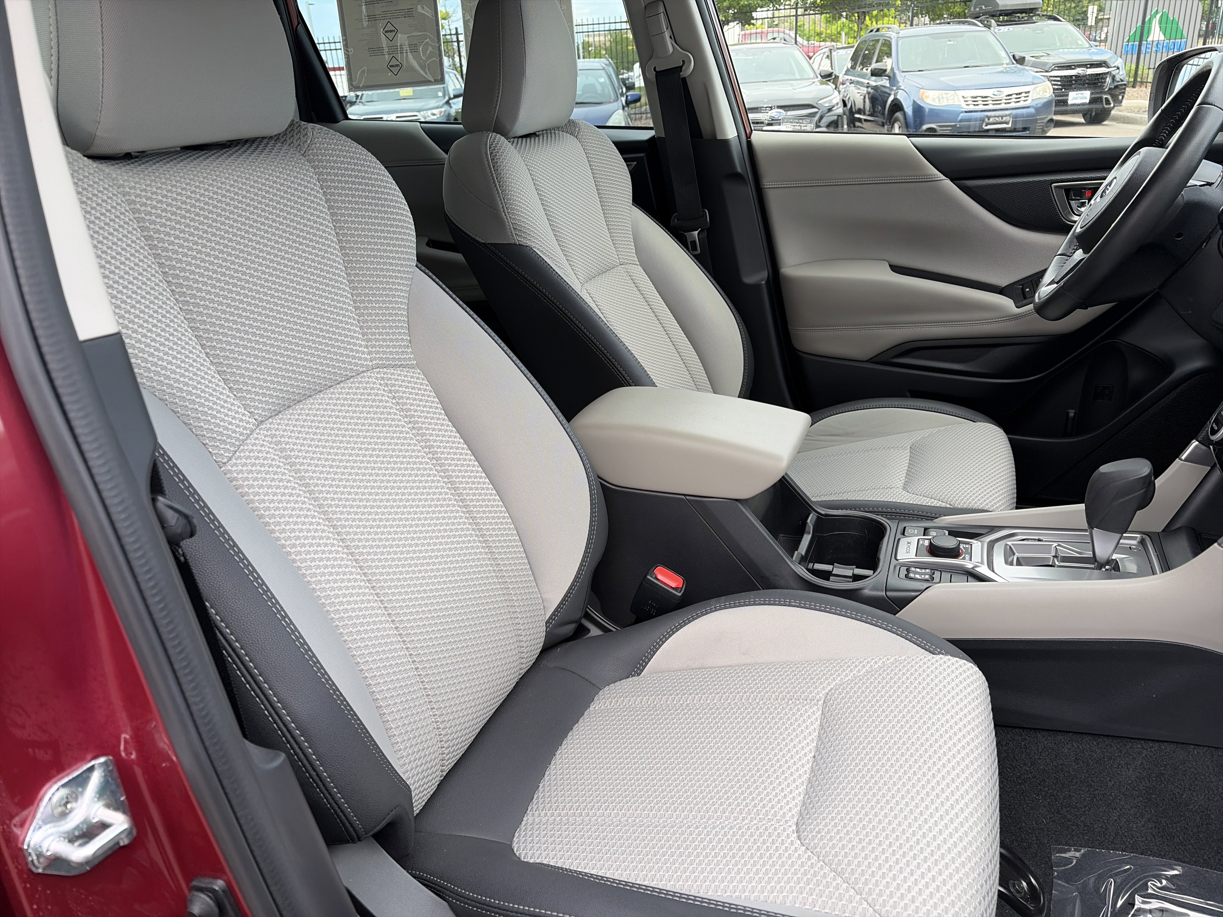Used 2023 Subaru Forester Premium AWD/4WD image 21