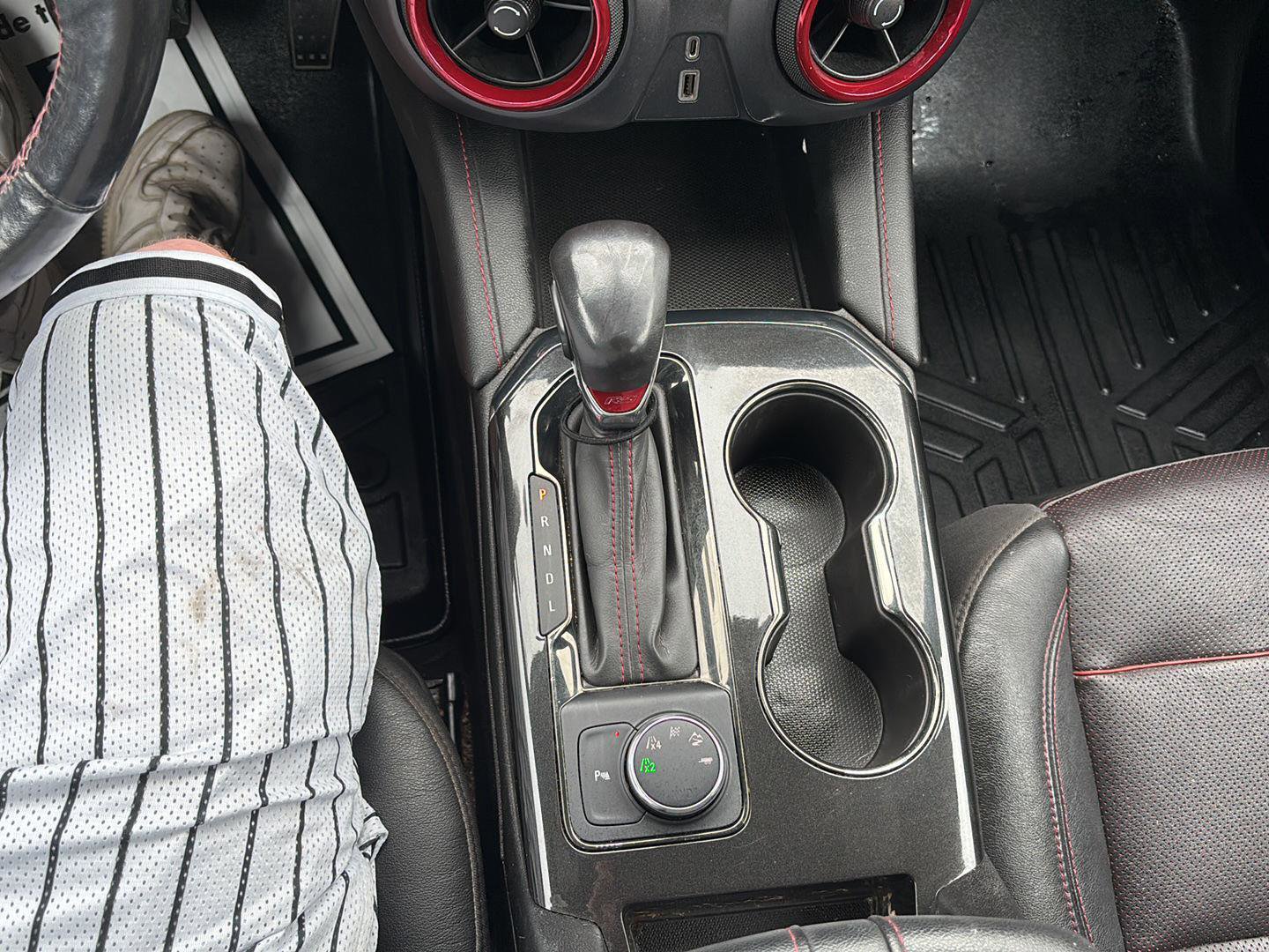 Used 2019 Chevrolet Blazer RS w/ Sun and Wheels Package image 32