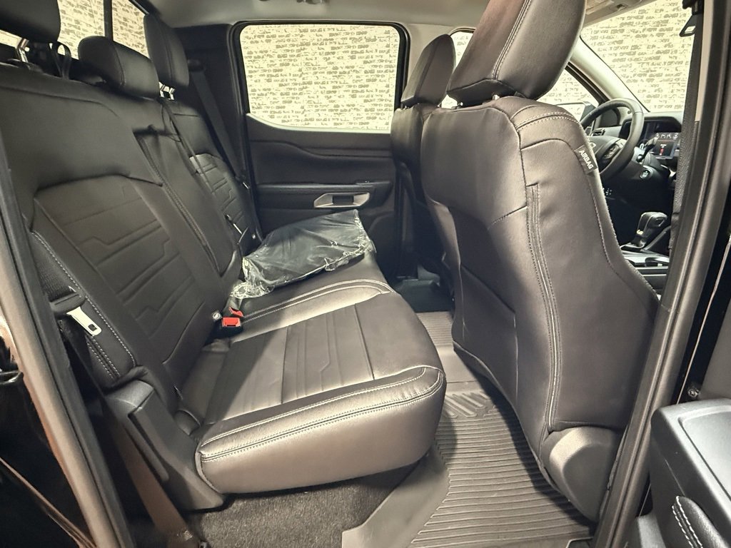 Used 2025 Ford Ranger Lariat w/ Trailer Tow Package image 10