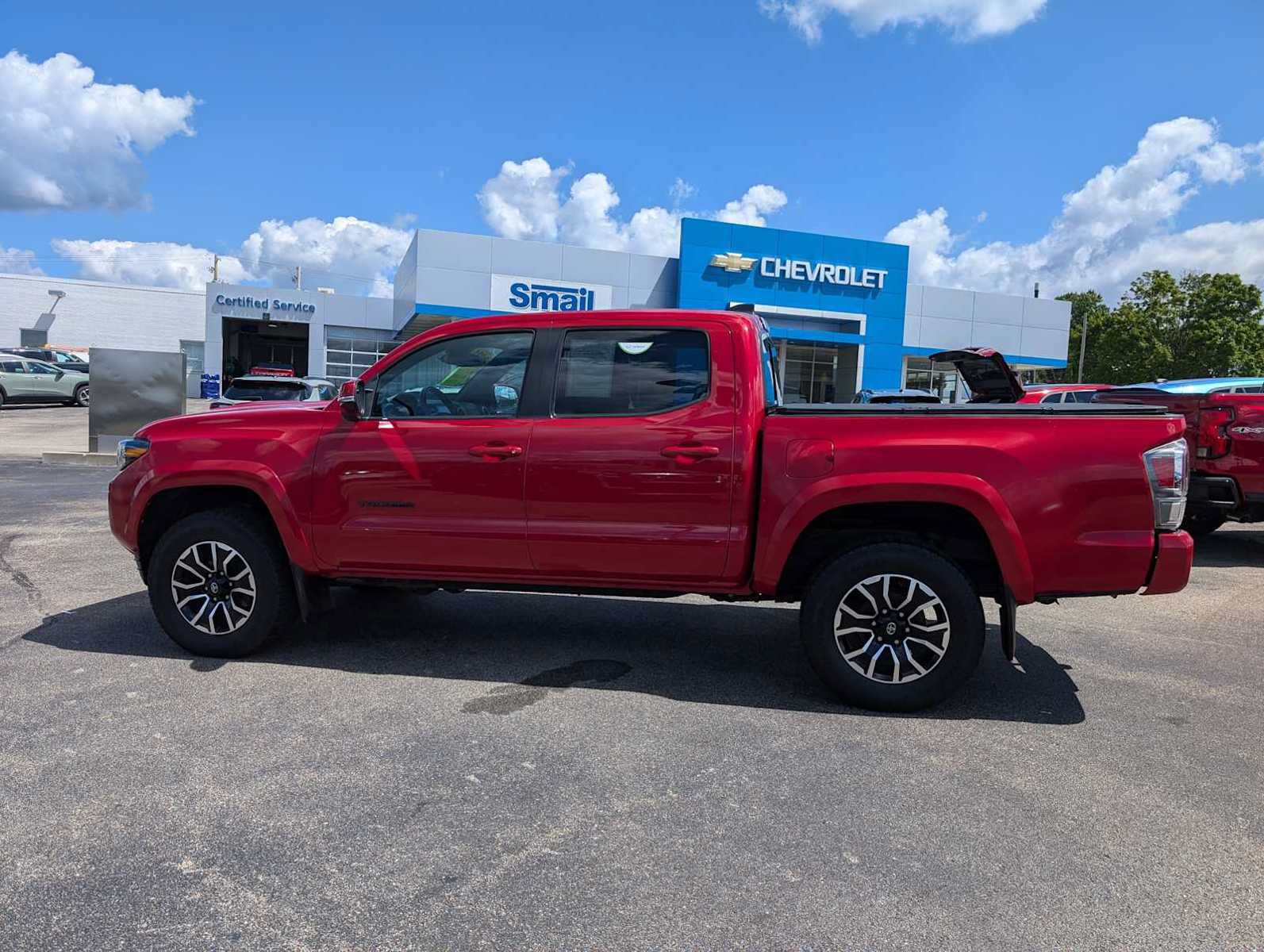 Used 2021 Toyota Tacoma TRD Sport w/ Technology Package AWD/4WD image 11