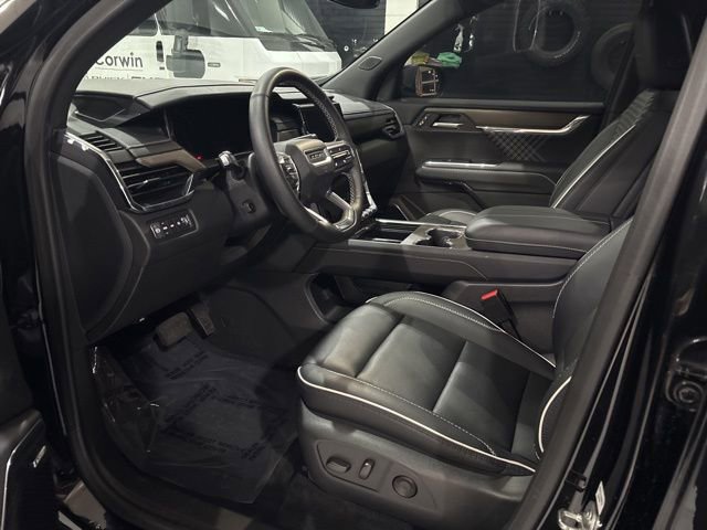 Used 2024 GMC Acadia Denali AWD/4WD image 14