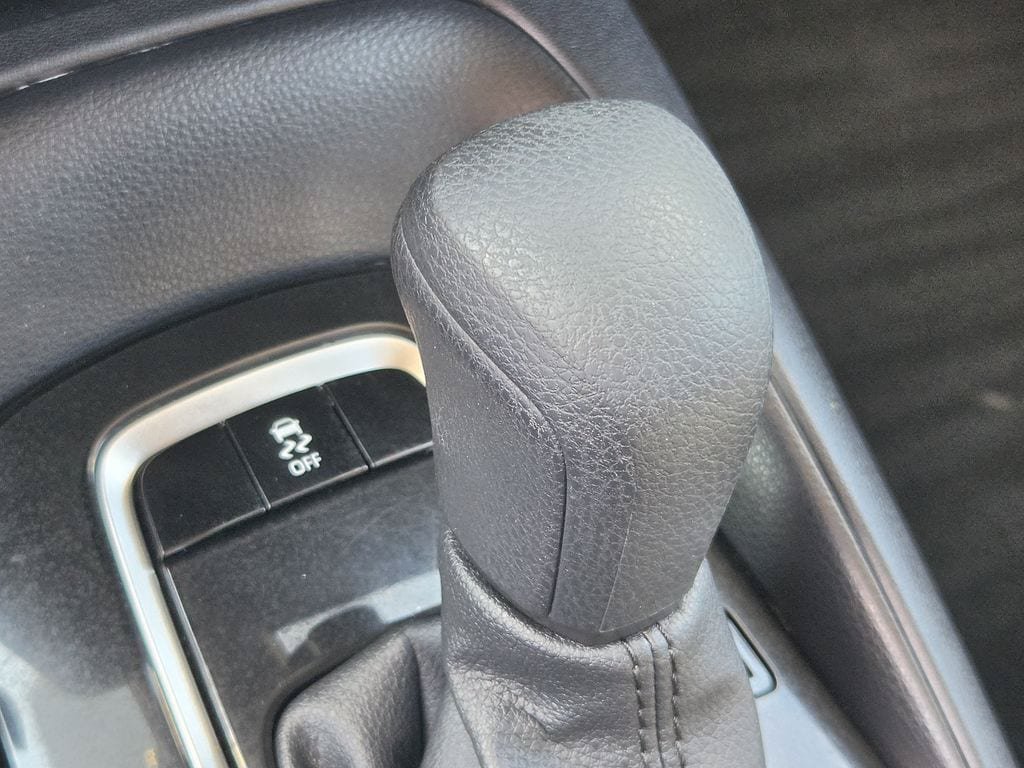 Used 2025 Toyota Corolla LE FWD image 21
