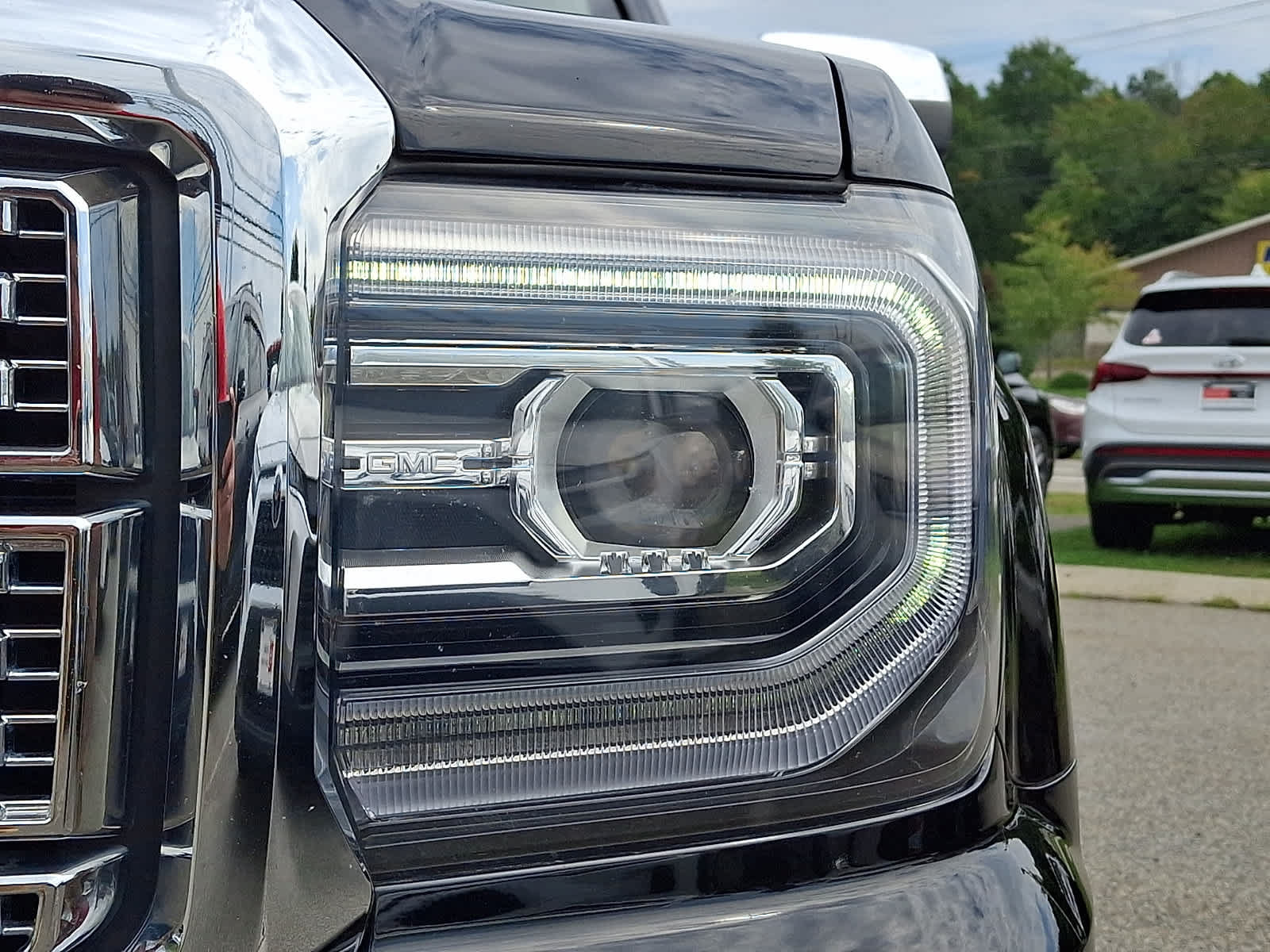 Used 2018 GMC Sierra 1500 Denali AWD/4WD image 10