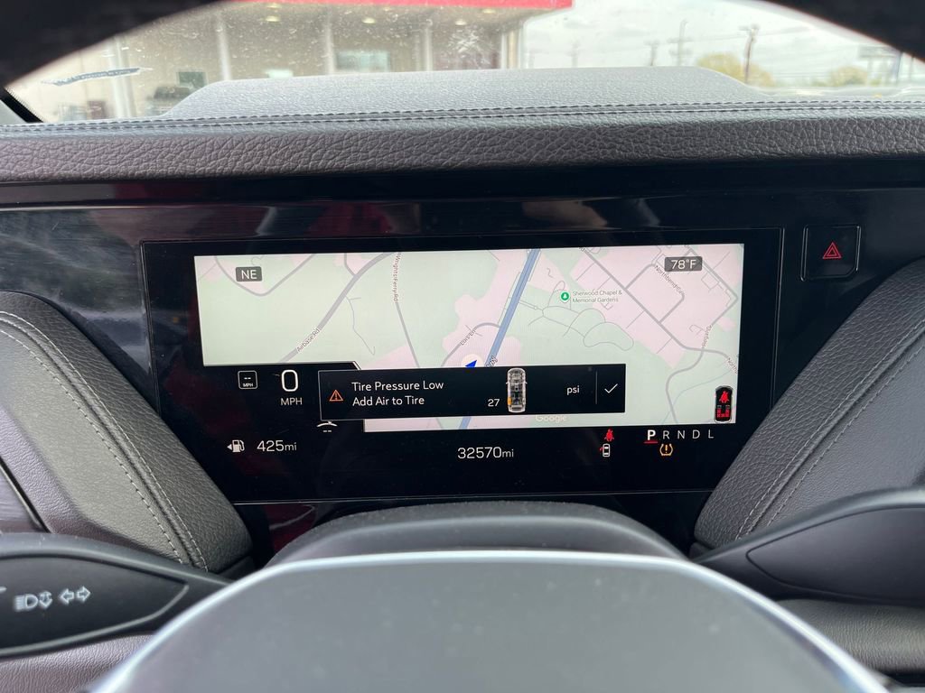 Used 2025 GMC Yukon XL Denali image 23