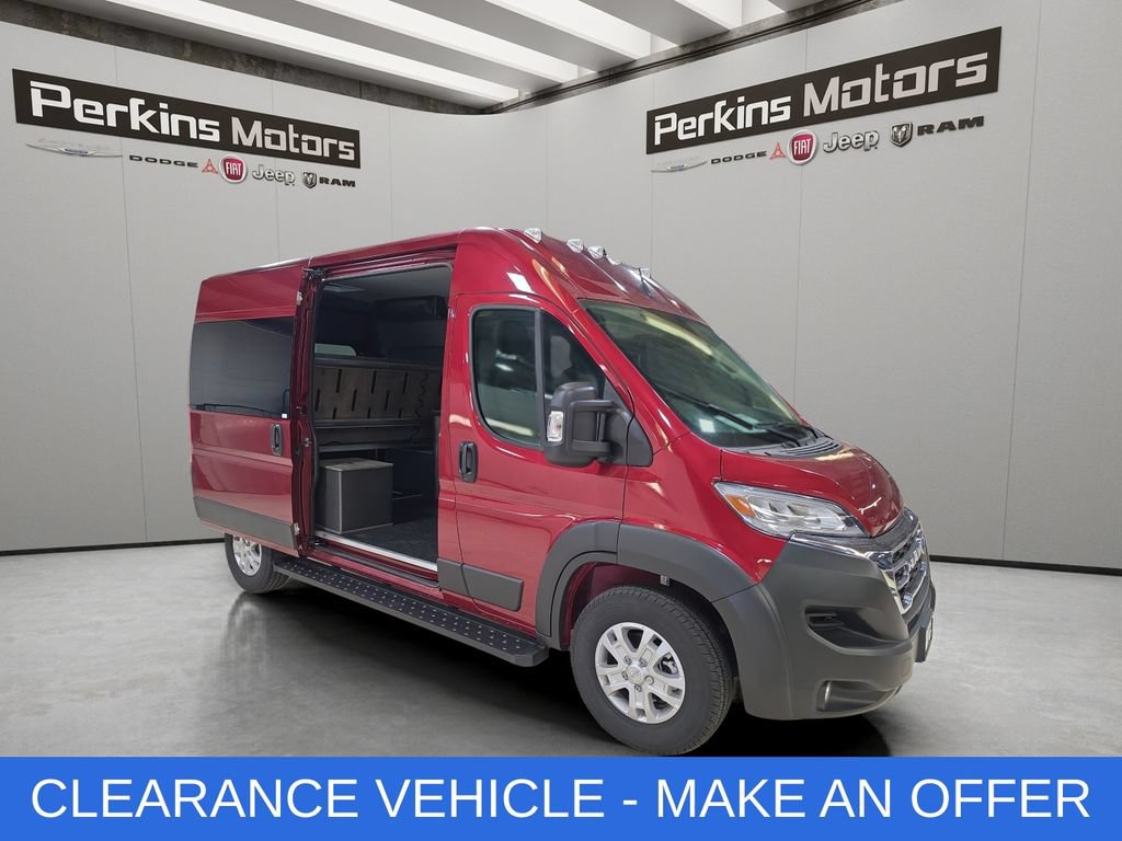 New 2025 RAM ProMaster 1500 w/ Quick Order Package 22G SLT