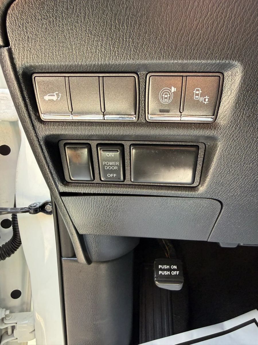 Used 2015 INFINITI QX80 4WD w/ Limited Package image 30