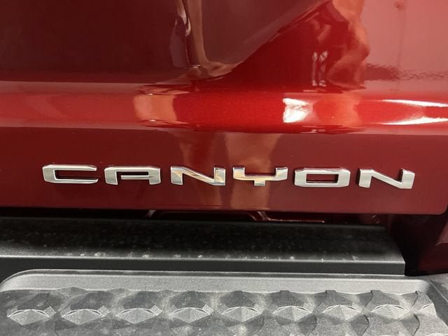 New 2026 GMC Canyon Denali AWD/4WD image 32