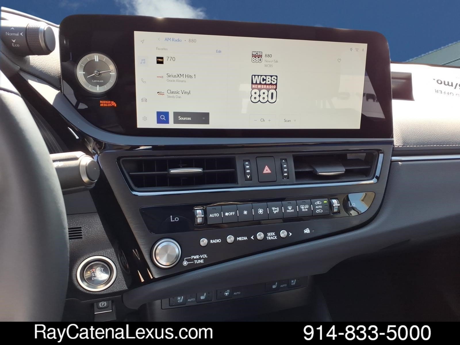 Certified 2024 Lexus ES 250 w/ Premium Package AWD/4WD image 12