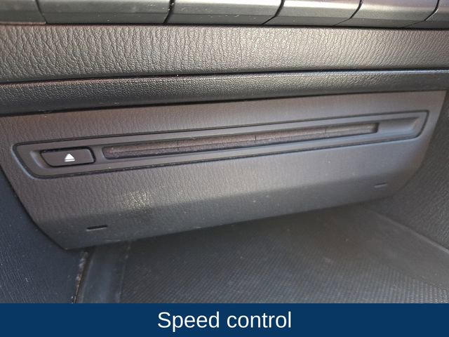 Used 2015 MAZDA MAZDA3 i Touring w/ Technology Package FWD image 16