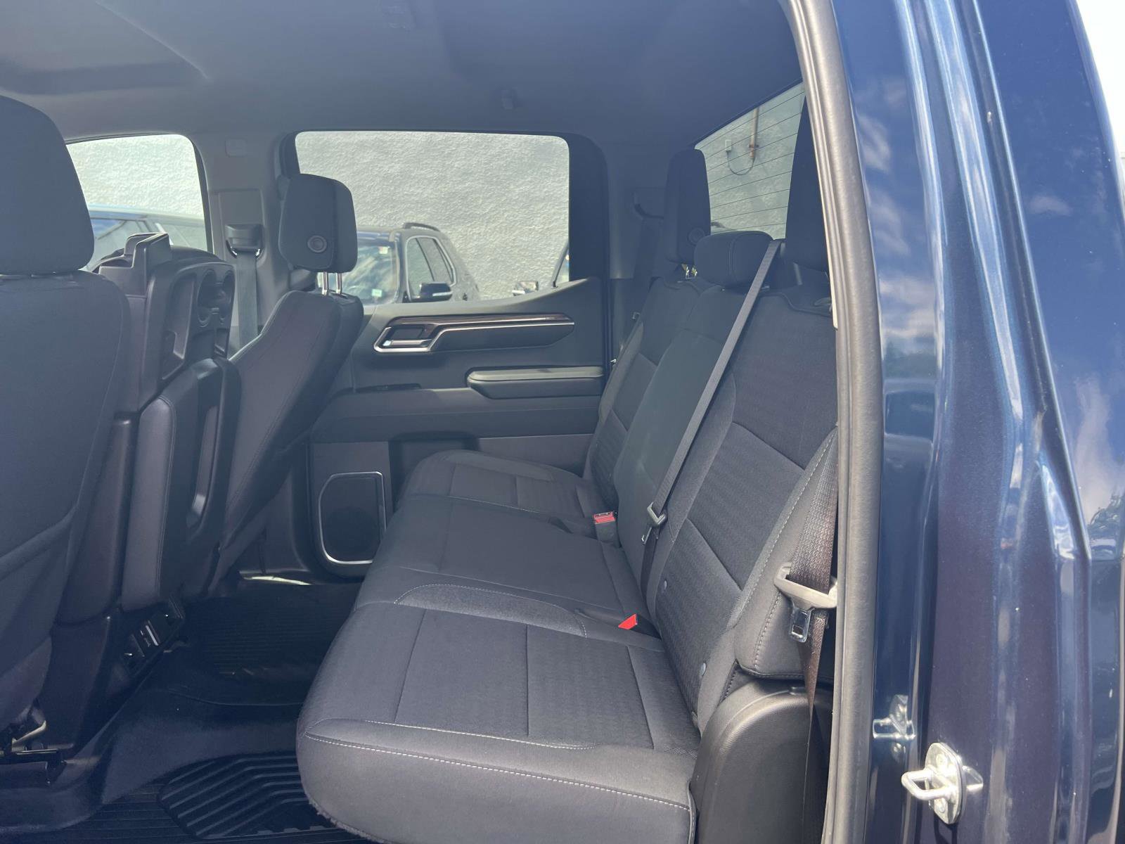 Used 2022 Chevrolet Silverado 1500 LT image 14