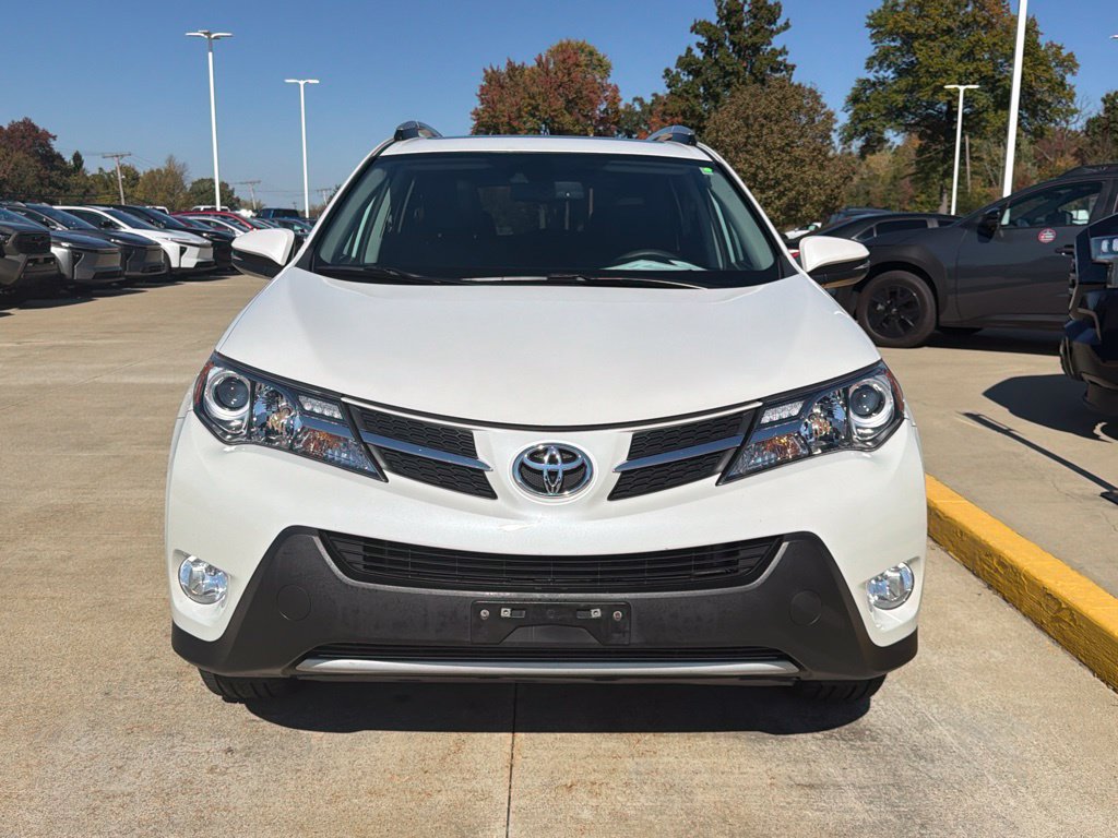 Used 2015 Toyota RAV4 Limited w/ Technology Package AWD/4WD image 2