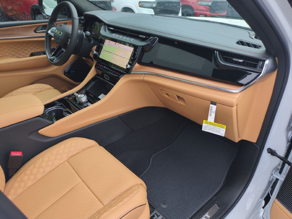 New 2027 Jeep Grand Cherokee L Summit AWD/4WD image 37