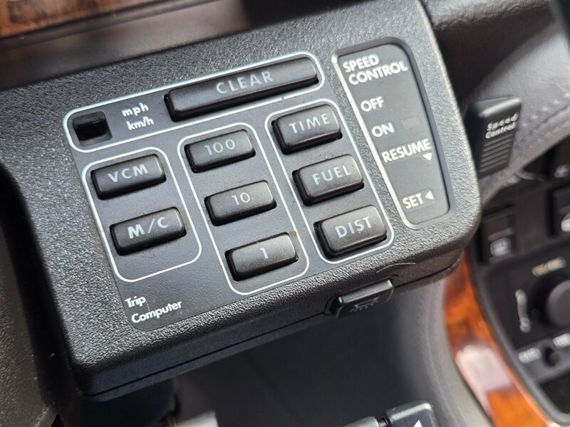 Used 1989 Jaguar XJ6 RWD image 13