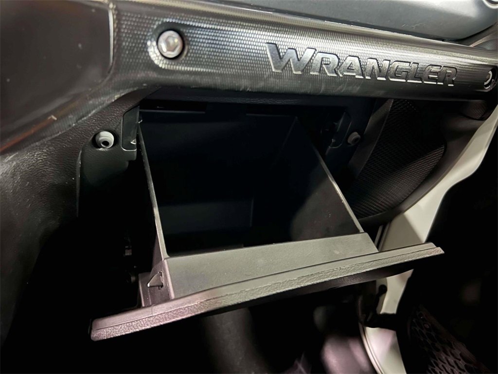 Used 2021 Jeep Wrangler Unlimited Sport image 33