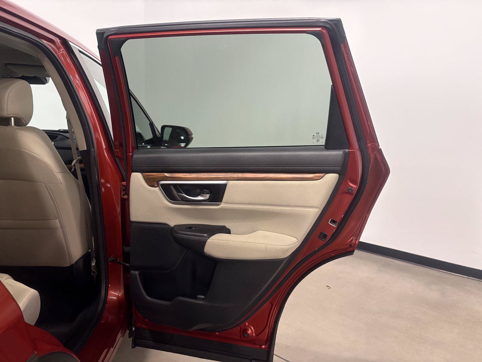 Used 2018 Honda CR-V EX image 42