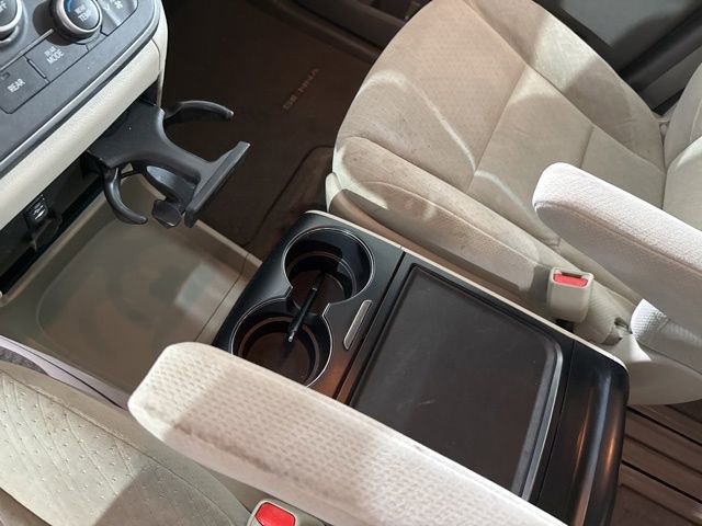 Used 2015 Toyota Sienna LE FWD image 20