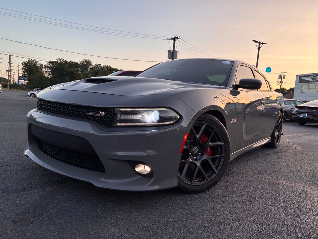 Used 2018 Dodge Charger R/T Scat Pack RWD image 17