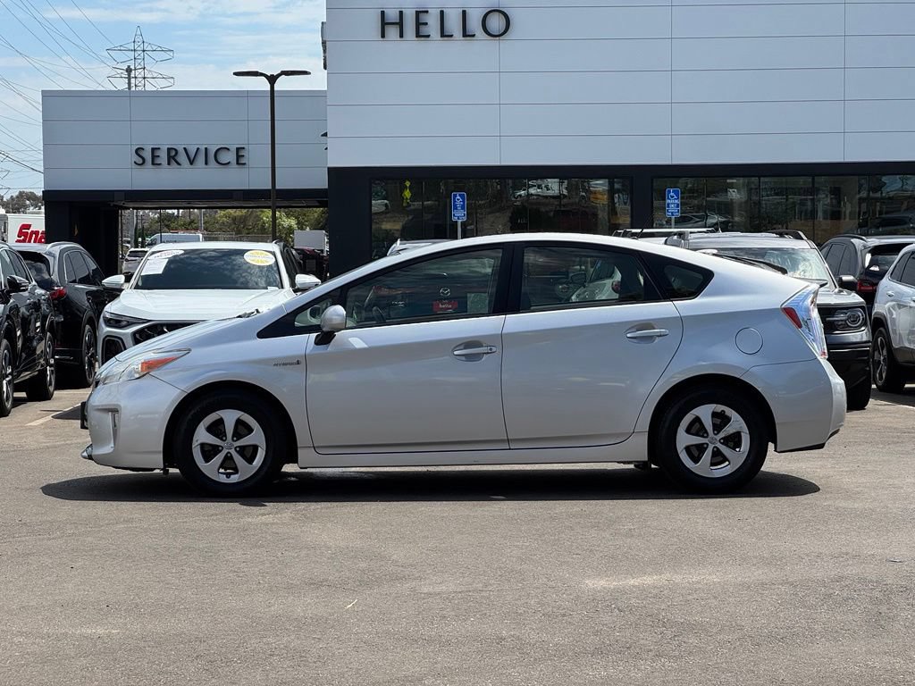 Used 2015 Toyota Prius Two FWD image 7