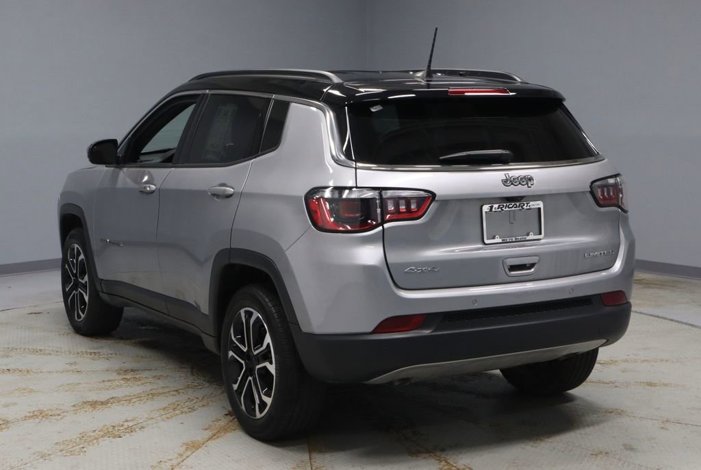 Used 2024 Jeep Compass Limited AWD/4WD image 8