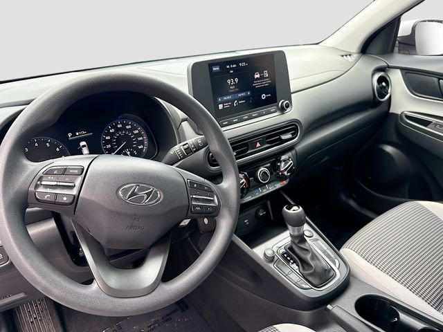 Certified 2023 Hyundai Kona SE image 9