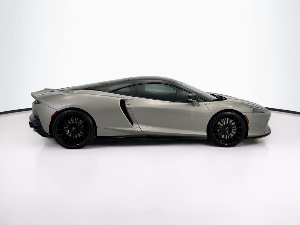 Used 2020 McLaren GT RWD image 4