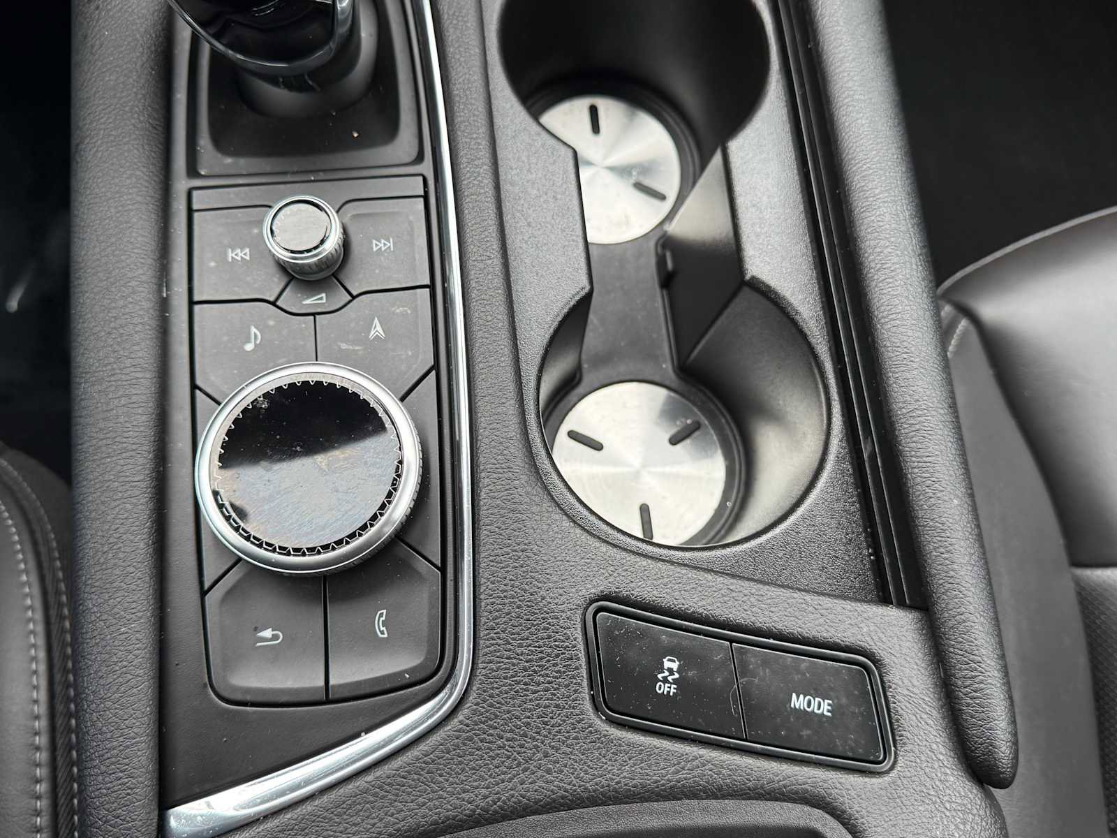 Used 2024 Cadillac XT6 Sport image 33