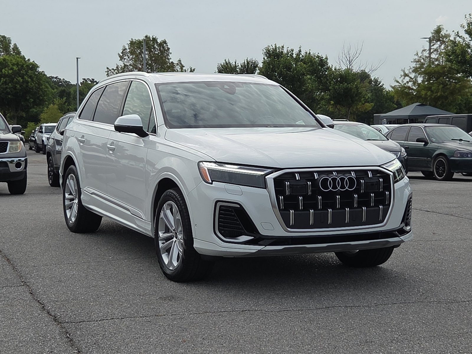 Used 2025 Audi Q7 3.0T Premium Plus
