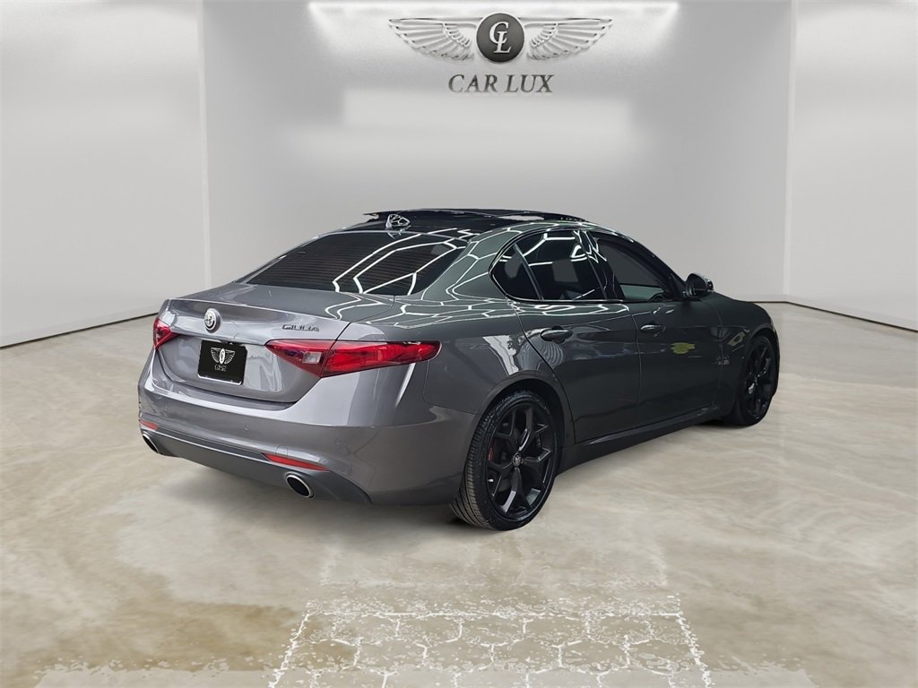 Used 2021 Alfa Romeo Giulia Ti w/ Nero Edizione image 5