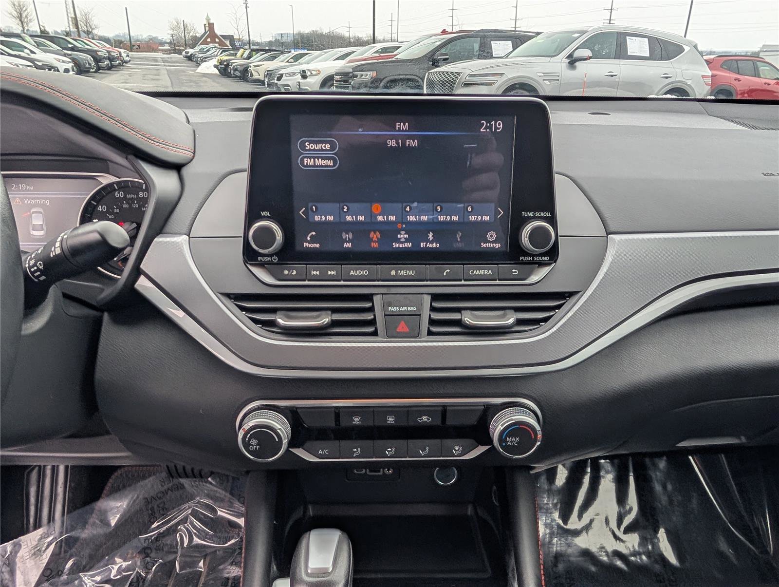 Used 2023 Nissan Altima 2.5 SR image 14