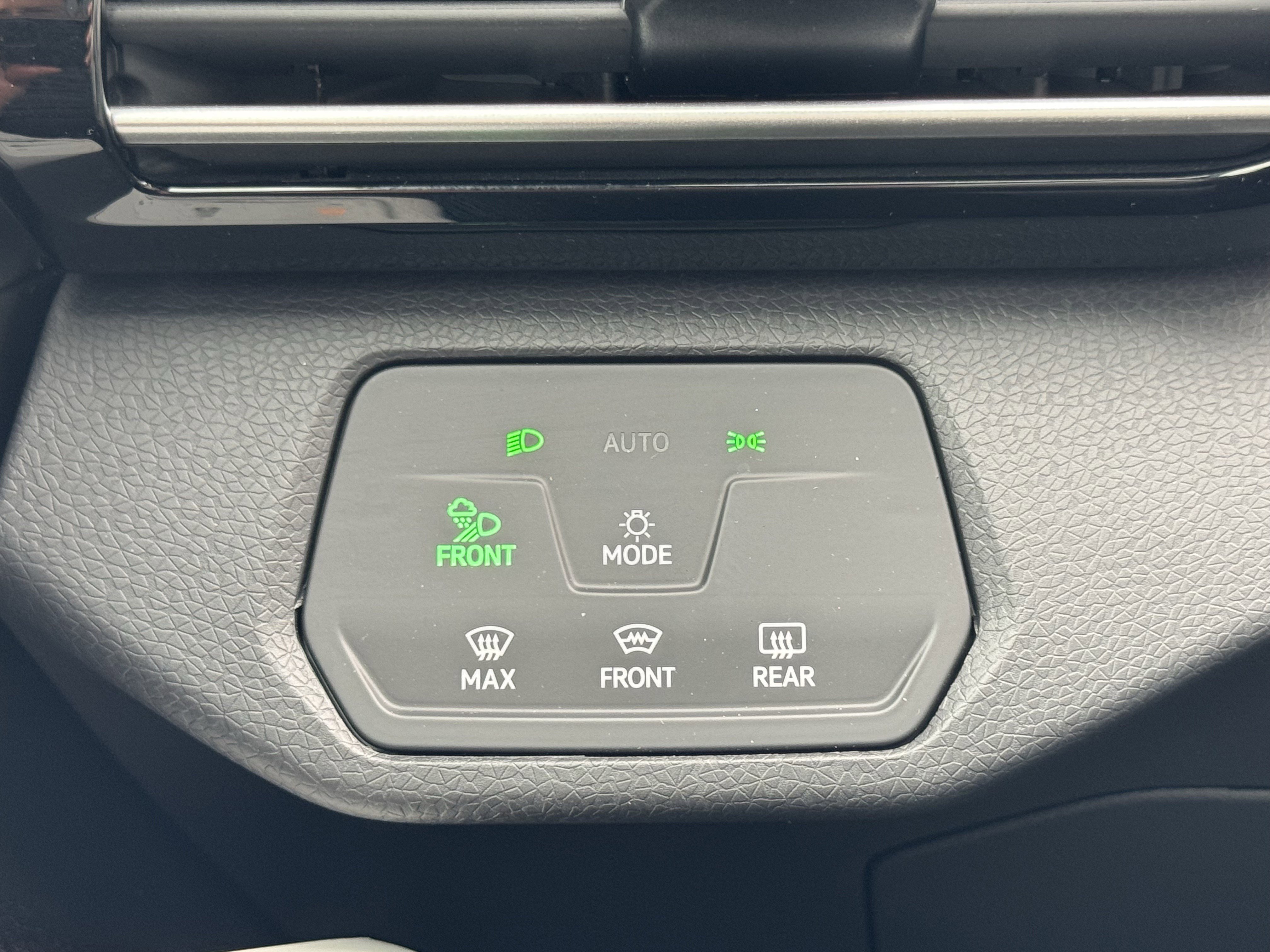 Certified 2023 Volkswagen ID.4 Pro S Plus image 29