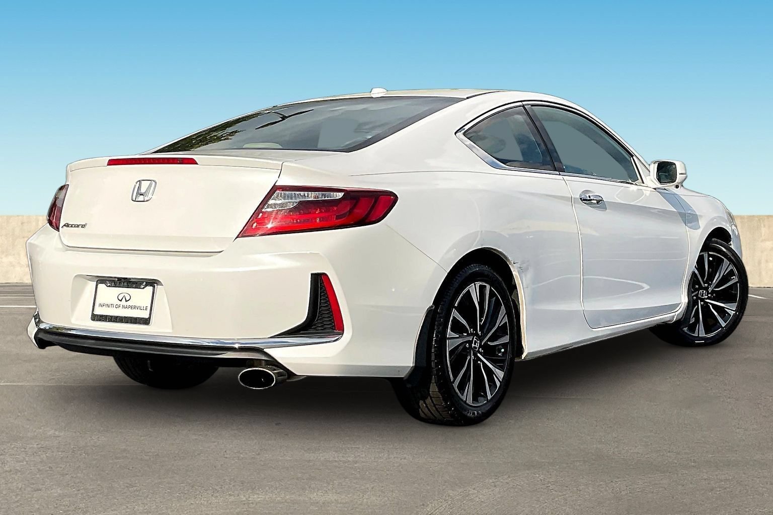 Used 2017 Honda Accord EX-L image 5