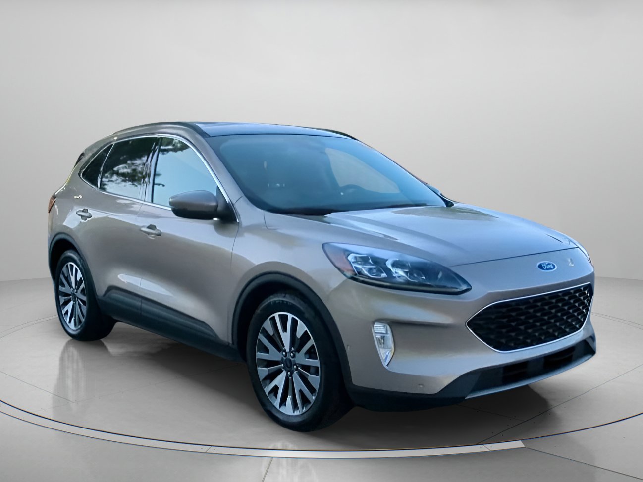 Certified 2020 Ford Escape Titanium w/ Titanium Premium Package 2.0 FWD image 2