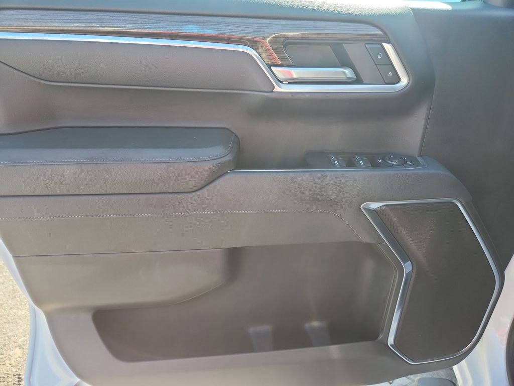 New 2026 Chevrolet Silverado 1500 LT image 8