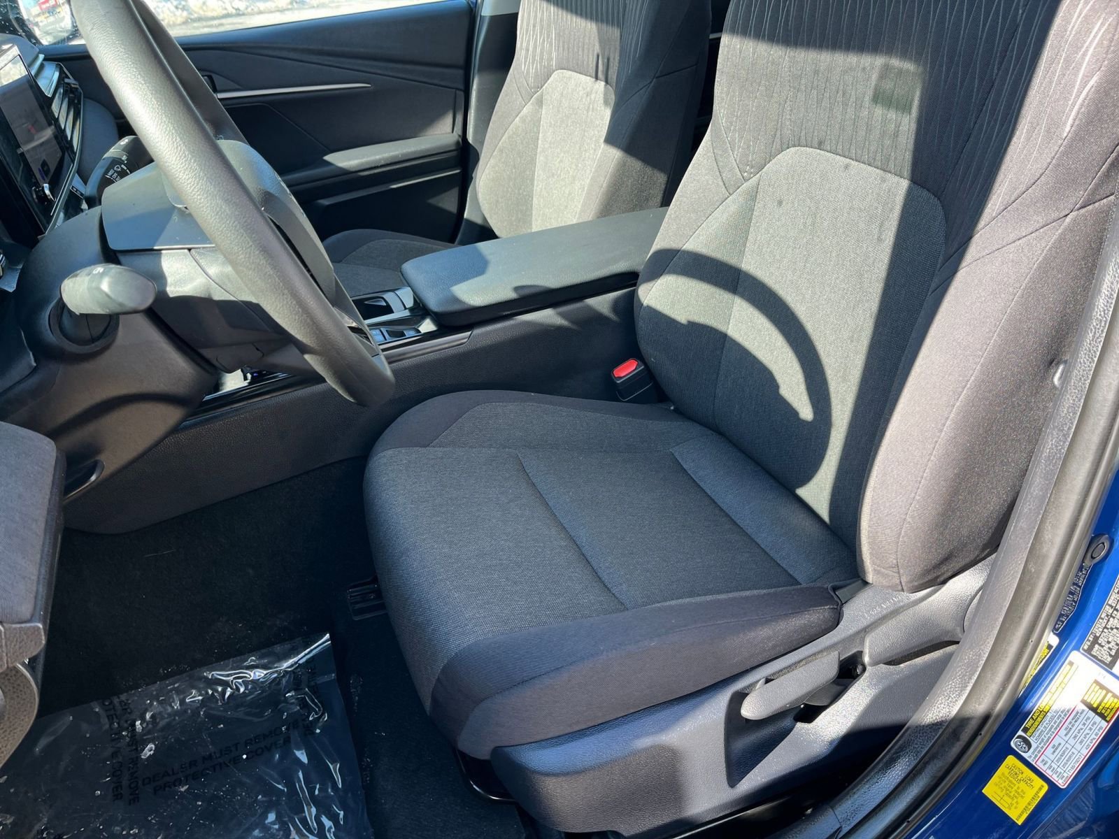 Used 2025 Toyota Camry LE image 34