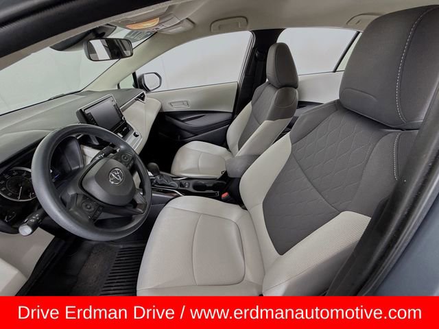 Used 2022 Toyota Corolla LE image 6