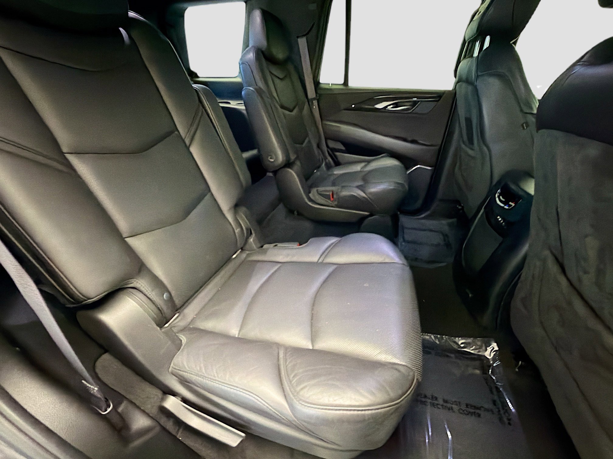 Used 2016 Cadillac Escalade Platinum AWD/4WD image 14