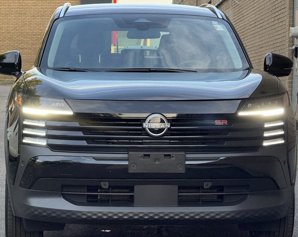 Used 2025 Nissan Kicks SR AWD/4WD image 28