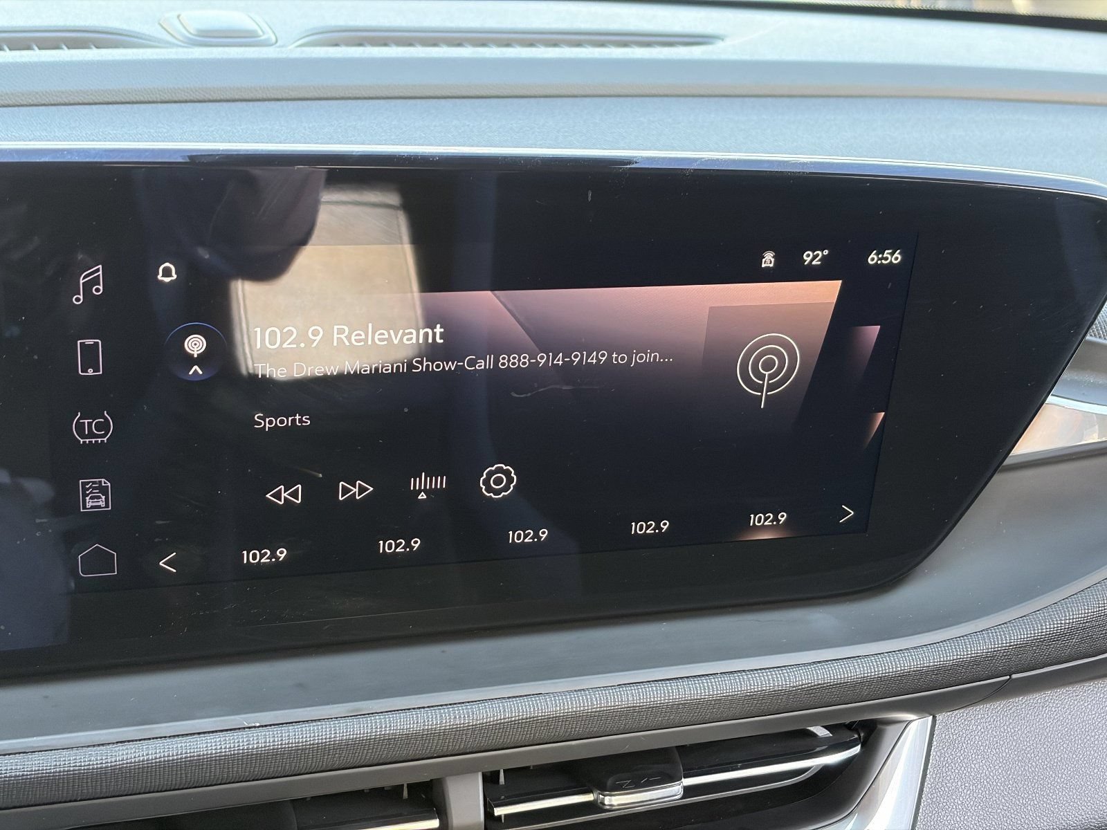 Used 2024 Buick Envista Preferred FWD image 27