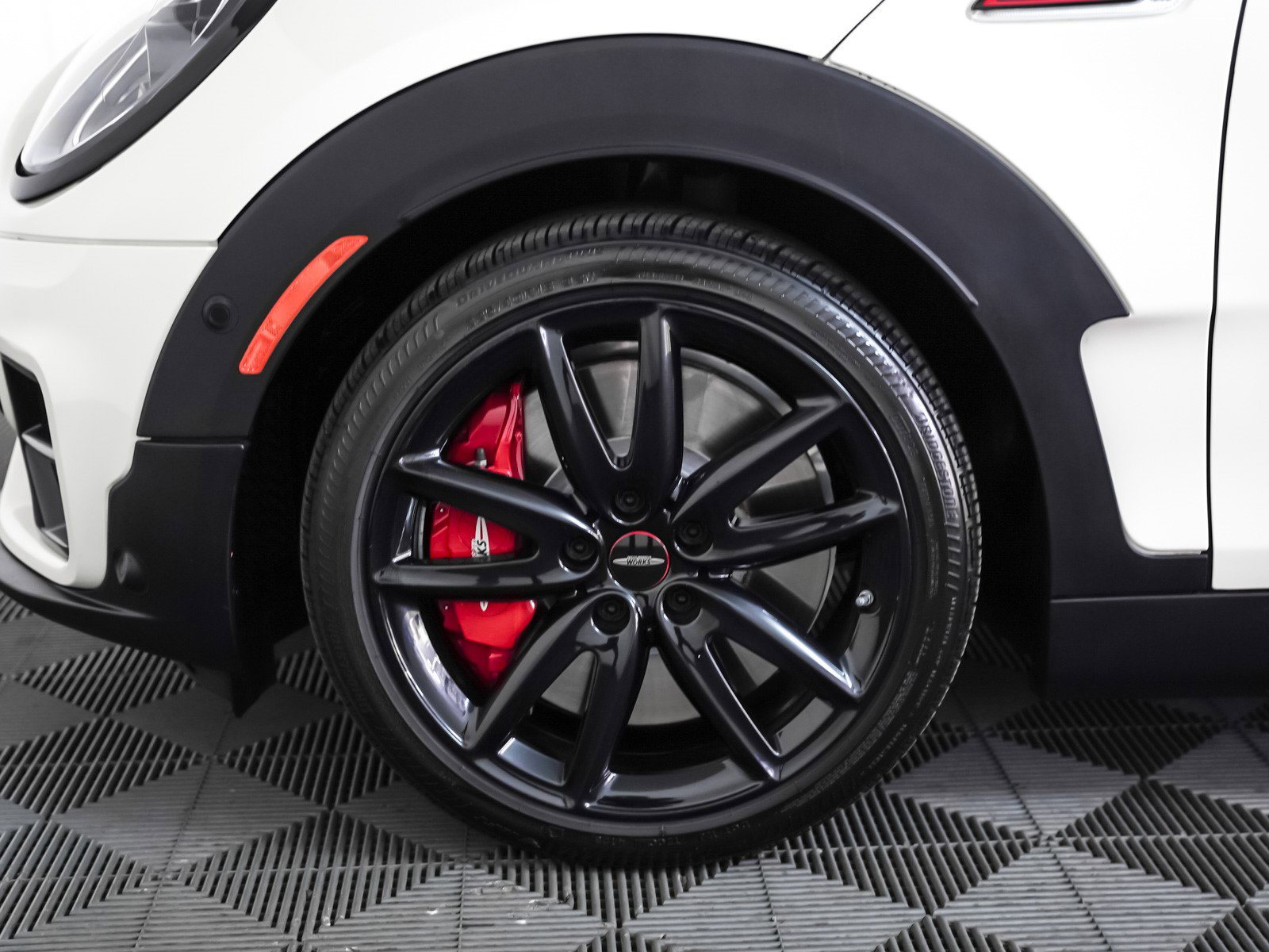 Used 2023 MINI Cooper Clubman John Cooper Works image 4