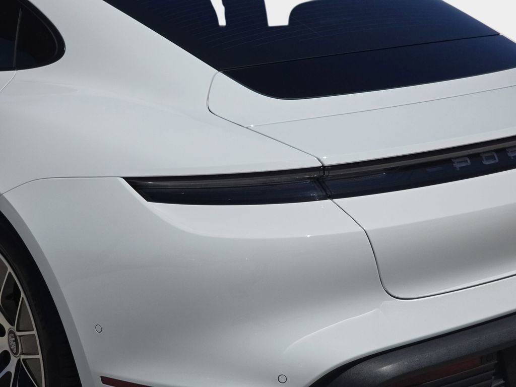 Used 2021 Porsche Taycan RWD image 37