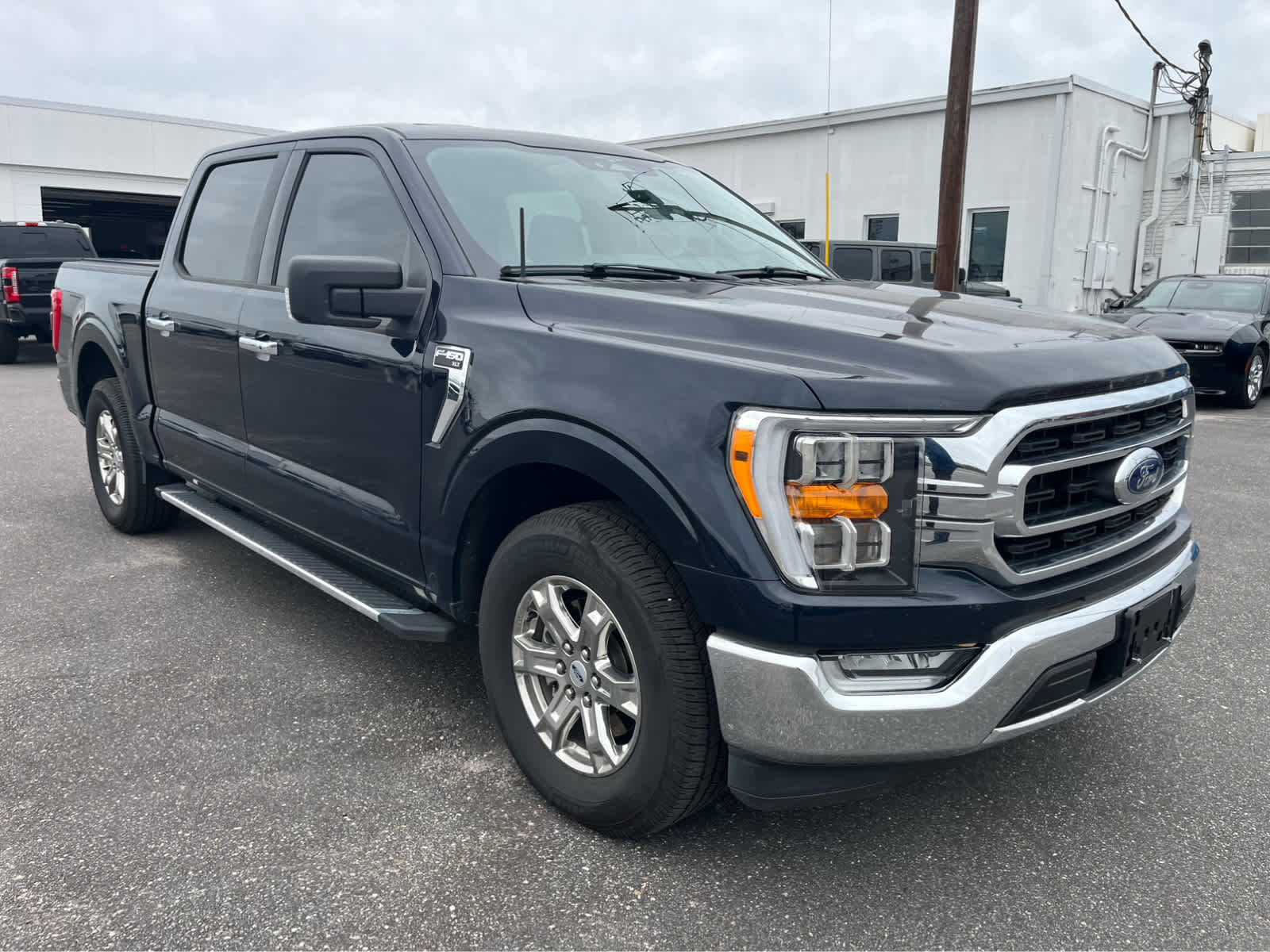Used 2023 Ford F150 XLT w/ Equipment Group 302A High image 3