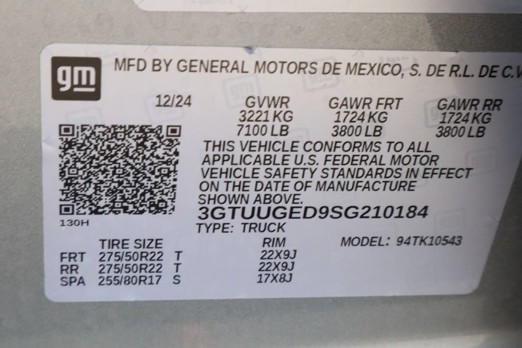 Certified 2025 GMC Sierra 1500 Denali w/ Denali Reserve Package AWD/4WD image 36