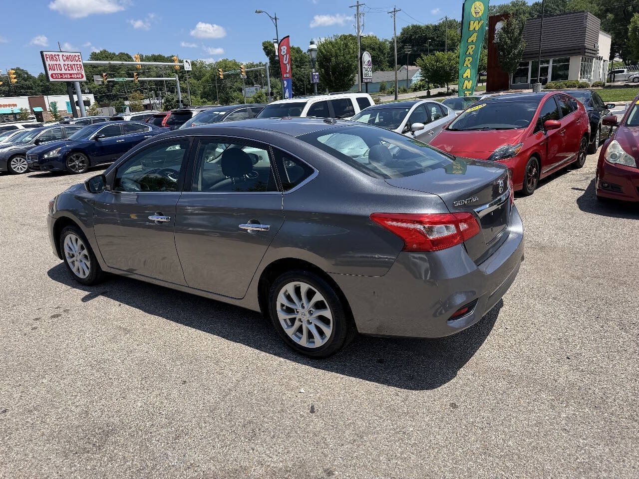 Used 2018 Nissan Sentra SV FWD image 2