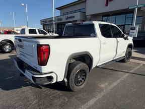 Used 2022 GMC Sierra 1500 AT4 w/ AT4 Premium Package image 7