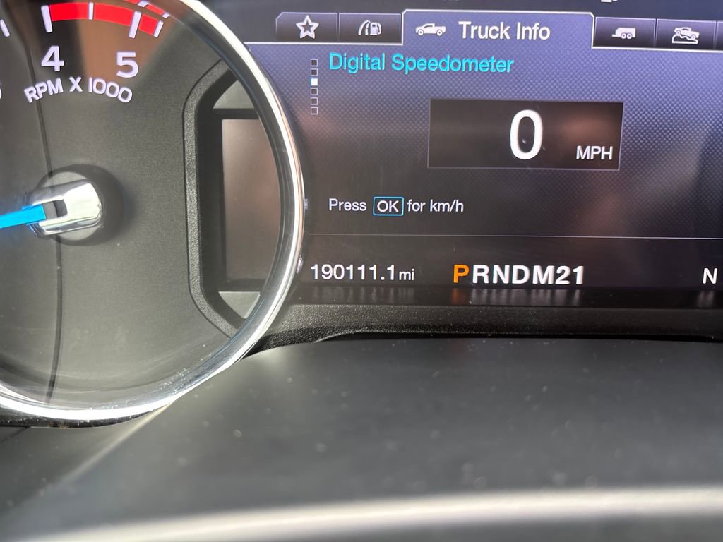 Used 2019 Ford F250 Lariat w/ Lariat Ultimate Package AWD/4WD image 17