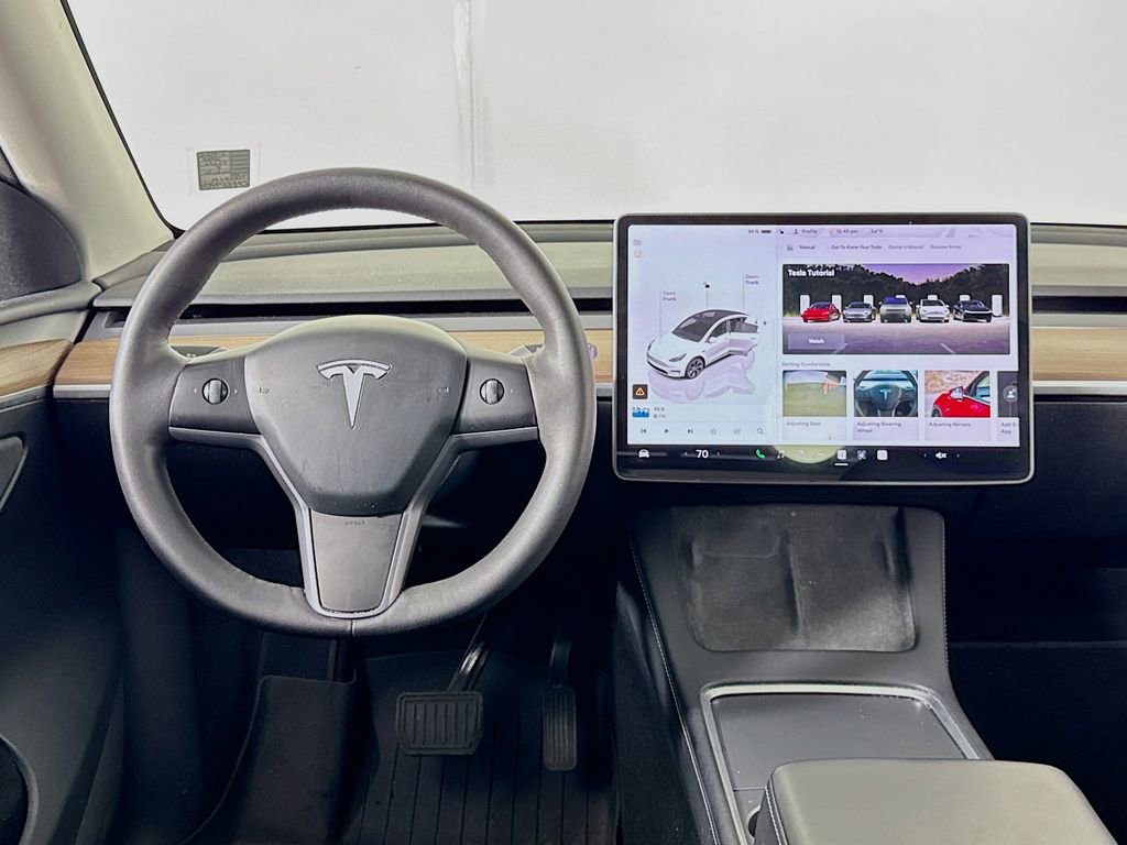 Used 2025 Tesla Model Y Long Range AWD/4WD image 37