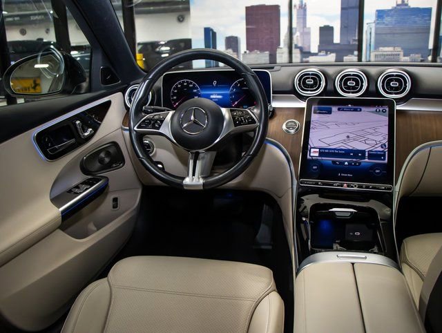 Certified 2022 Mercedes-Benz C 300 4MATIC Sedan image 17