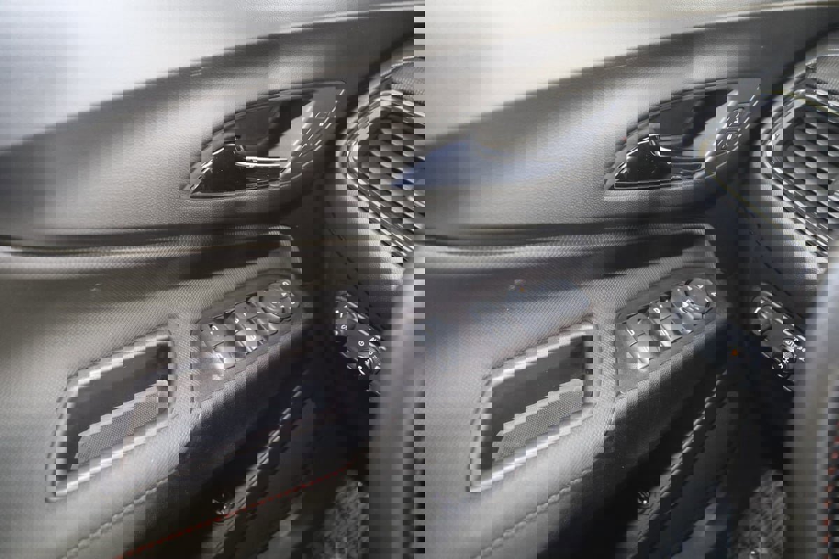 Used 2022 Chevrolet Equinox RS image 30