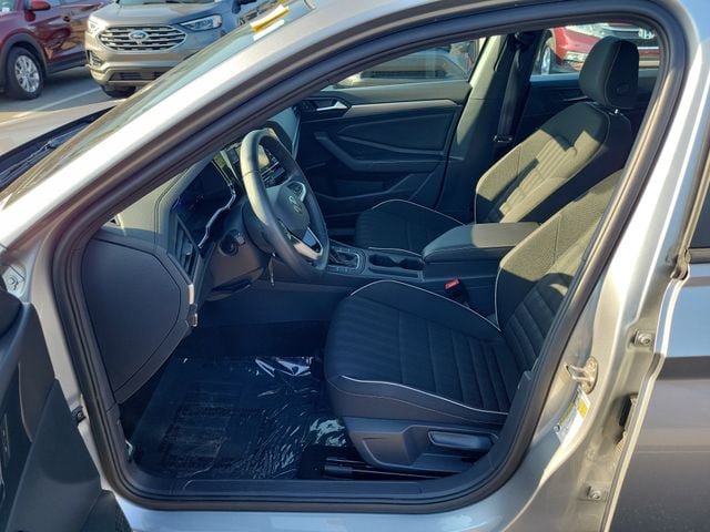 Certified 2023 Volkswagen Jetta Sport FWD image 16