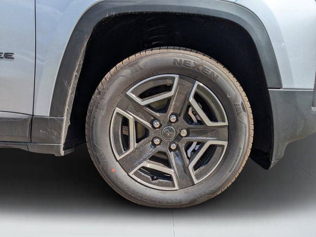 New 2026 Jeep Cherokee Limited image 10